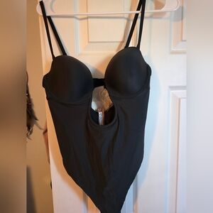 SKIMS Deep Pluge Shapewear Bodysuit Onyx